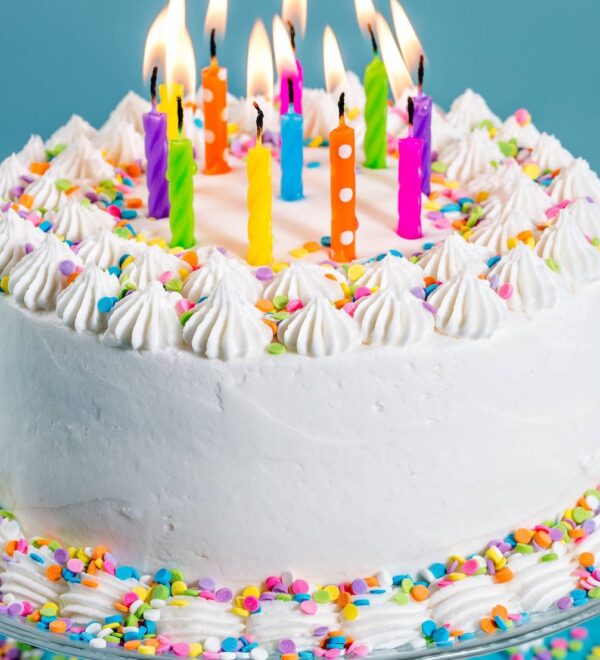 Gâteau d'Anniversaire Classique 1 - MediCake