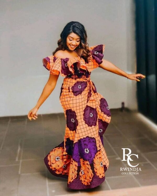 Robe Longue Éclatante "Rwindja - collection" (Bukavu)